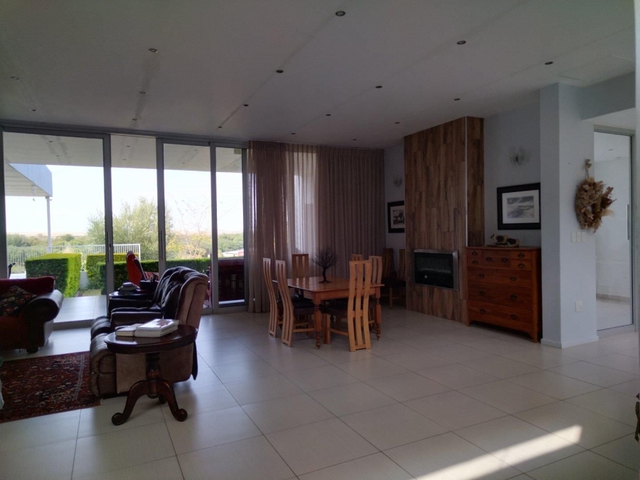 8 Bedroom Property for Sale in Keidebees Northern Cape